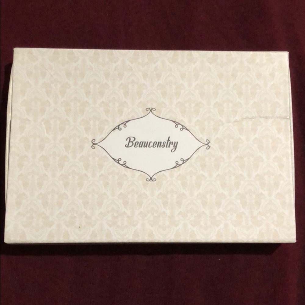 Beaucenstry Facial Jade Roller
